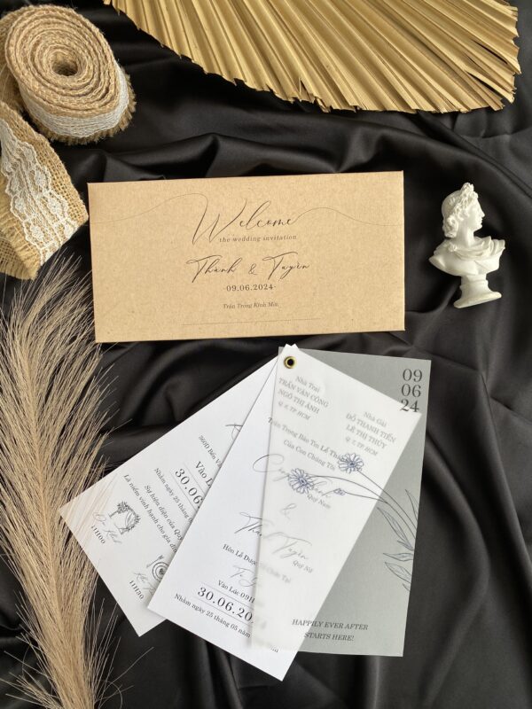 Thiệp FALL IN LOVE - New Collection